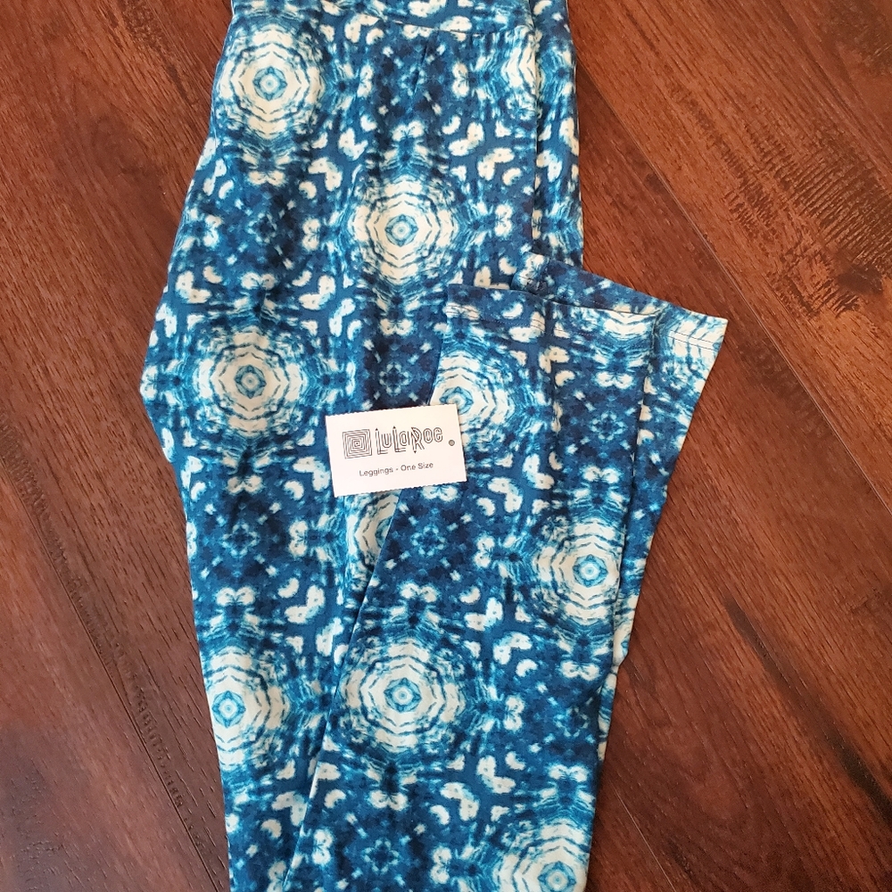Lula roe leggings. One size. Nwt